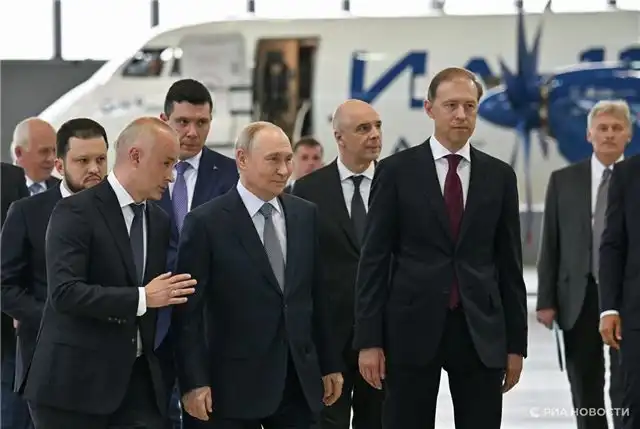 Путин подчеркнул ключевую роль авиации для развития России
