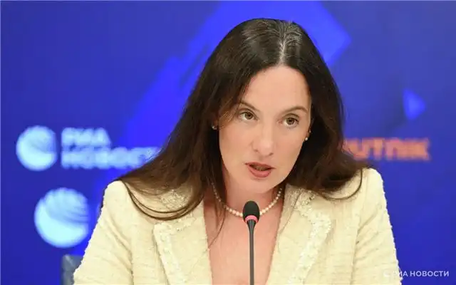 Эксперт выступила с докладом о стратегическом развитии БРИКС