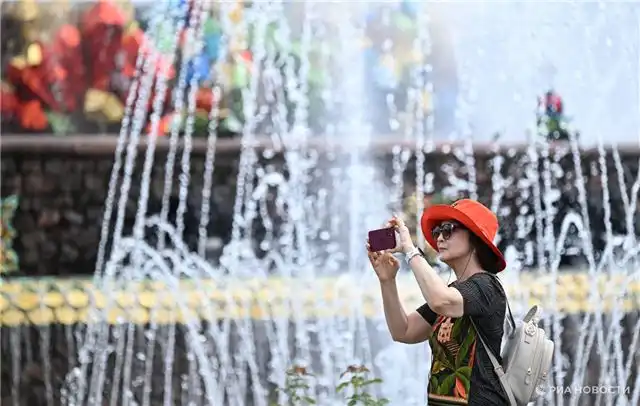 В Москве на выходных потеплеет до +29 градусов