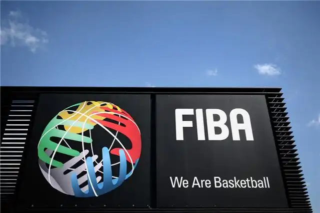FIBA продлила запрет на выступления российских сборных по баскетболу до сентября