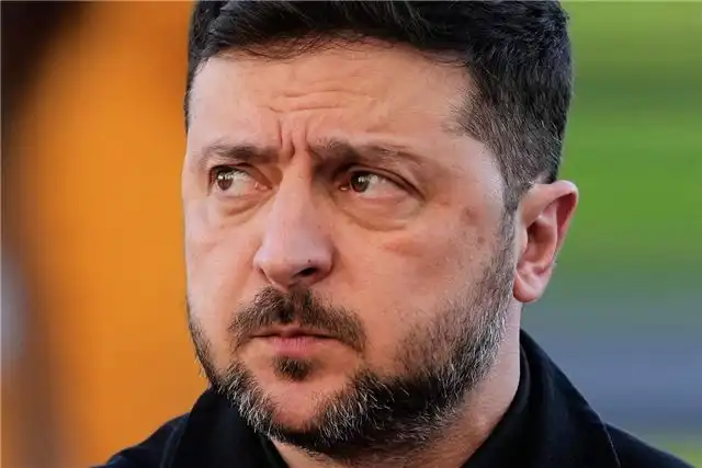 Время требует от Зеленского расследовать коррупционный скандал ради продвижения Украины в ЕС