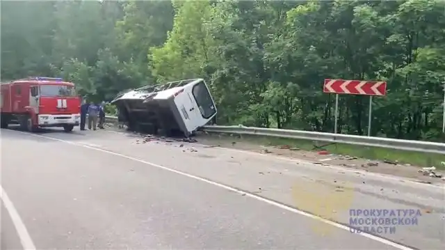 Водитель грузовика, встретивший маршрутку лоб в лоб в Одинцово, выехал на встречную полосу