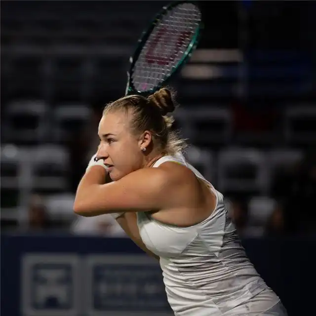 Блинкова уступила Соснович и завершила выступление на турнире WTA 250 в Афинах в первом раунде