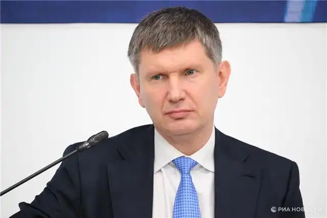 Малый и средний бизнес получил гарантии по "зонтичным" поручительствам на сумму около 1,3 трлн рублей