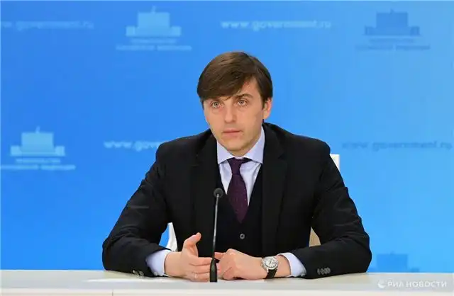 Кравцов сообщил о том, что более 47 тысяч учеников осваивают китайский язык в школах России