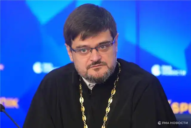 Иеромонах Стефан заявил, что пока отсутствуют необходимые предпосылки для встречи патриарха и папы римского