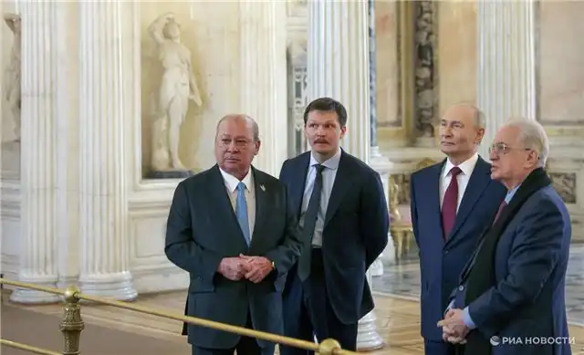 В Эрмитаже поделились деталями подготовки к приезду малайзийского правителя Ибрагима