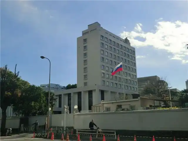 Депутат Ватанабэ подчеркнул необходимость активного общения с Россией