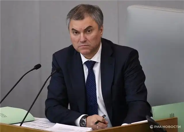 Володин поинтересовался у подписчиков, исчезла ли навязчивая практика платных услуг
