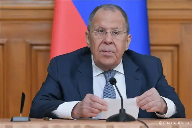 Лавров утверждает, что Европа стремится закрепить на Украине нацистский режим