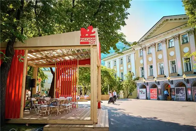 В Москве стартовал бесплатный уличный фестиваль «Русский КоТ»