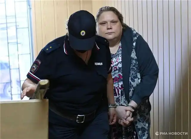 Журналистка Баязитова освободилась после отбывания наказания по делу о вымогательстве