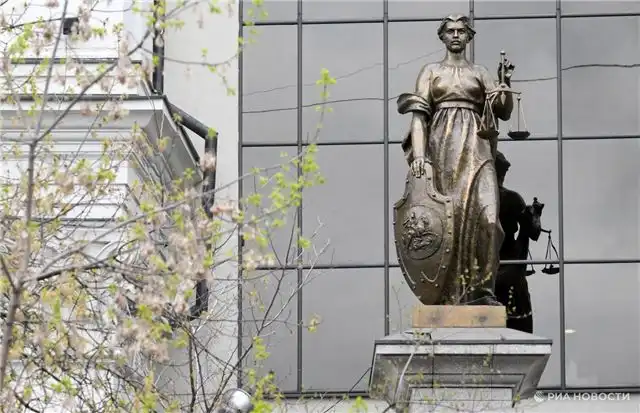 Мужчину, откусившего палец полицейскому, приговорили к двум годам колонии
