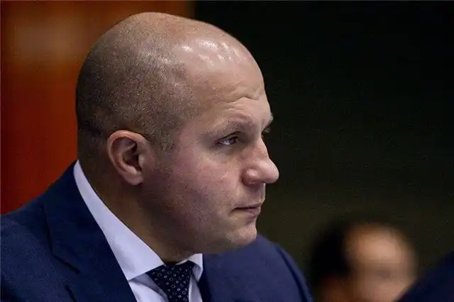 Суд отправил иск Емельяненко к АСТ на доработку с требованием указать конкретные суммы компенсаций