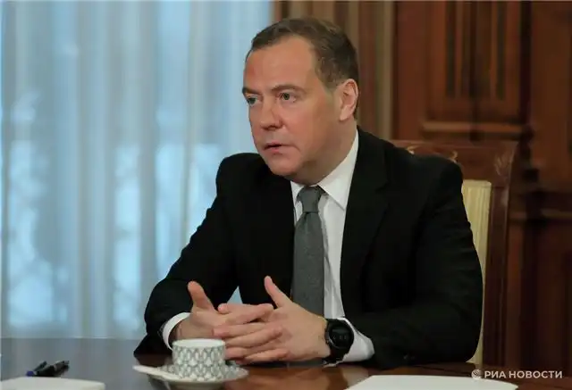 Медведев заявил, что в России беспилотниками преимущественно управляет молодёжь