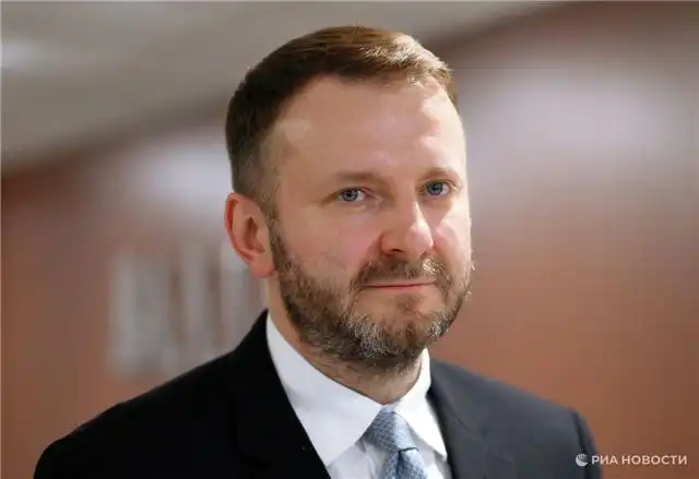 Орешкин - Россия и Китай открыто распространяют ИИ-технологии, Запад избирает другую стратегию