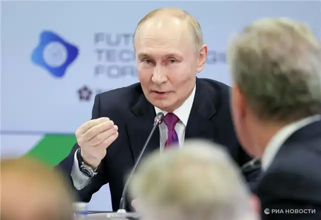 Ковальчук предложил Путину проект охлаждения ядерного реактора на Луне