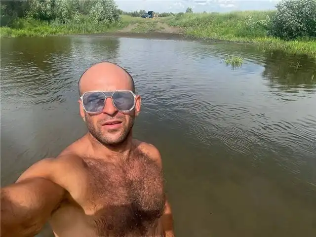 Русский копия Стэтхэма - агроном по профессии, поклонник борьбы и зимних заплывов