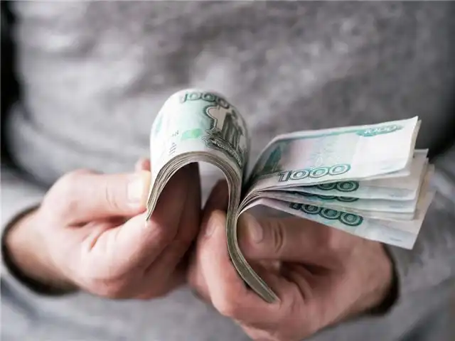 Финансист Ермилова рекомендует регулярно откладывать по 10% от каждого дохода