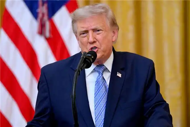Трамп утверждает, что Китай в 2020 году пытался печатать поддельные бюллетени в поддержку Байдена